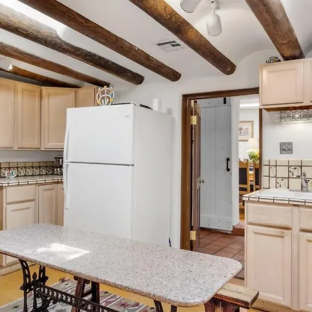 Holiday home 4 Bedroom - 5 Min. Walk To Canyon Road - Mariposa